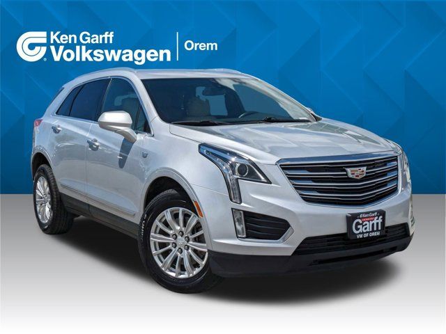 2017 Cadillac XT5 Base