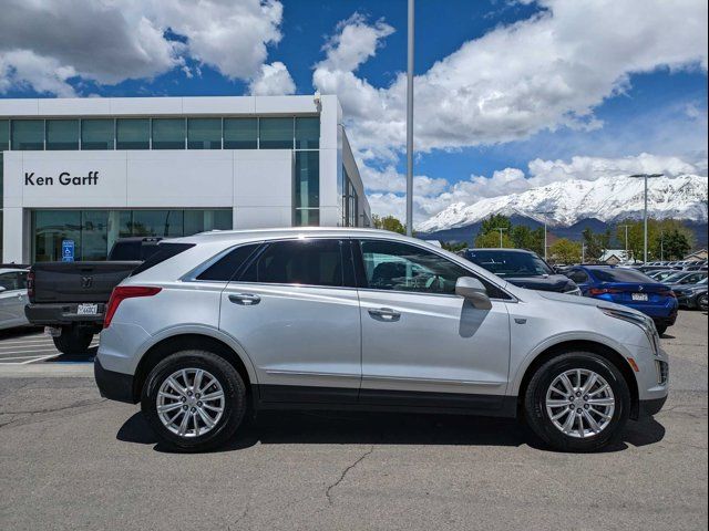 2017 Cadillac XT5 Base