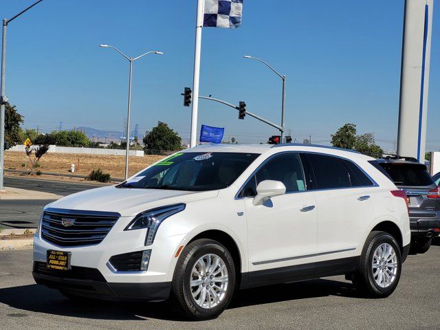 2017 Cadillac XT5 Base