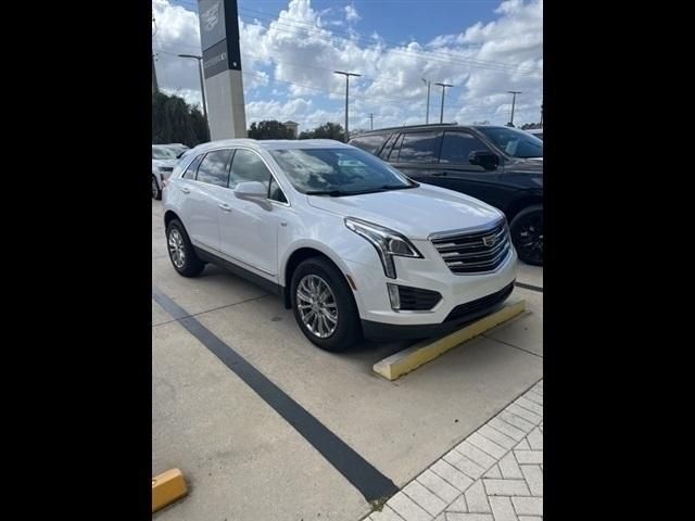 2017 Cadillac XT5 Base