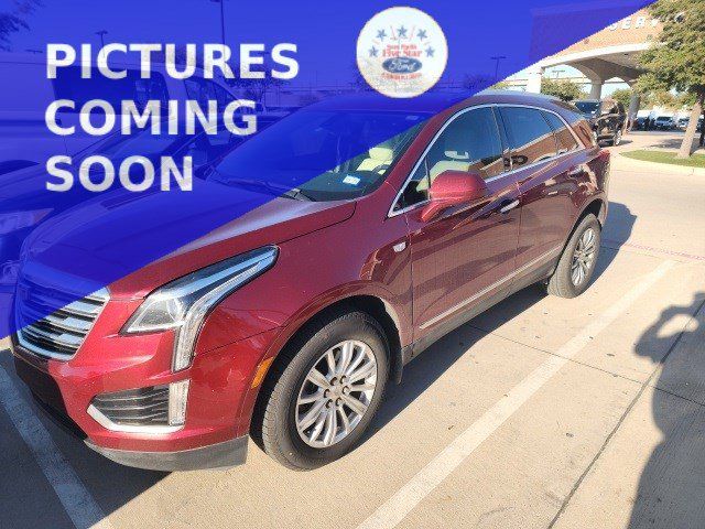 2017 Cadillac XT5 Base