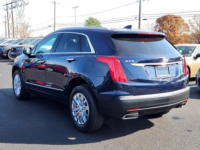 2017 Cadillac XT5 Base