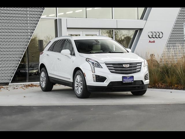 2017 Cadillac XT5 Base