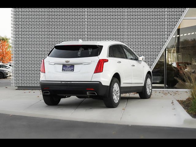 2017 Cadillac XT5 Base