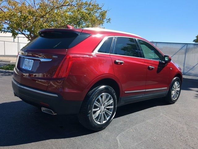 2017 Cadillac XT5 Base