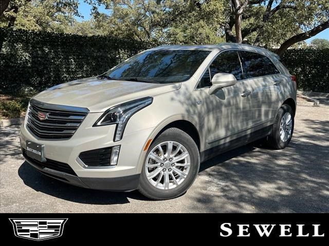 2017 Cadillac XT5 Base