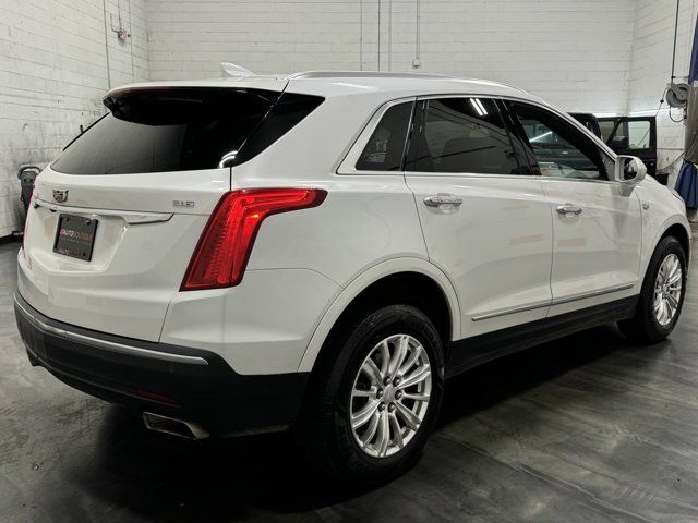 2017 Cadillac XT5 Base