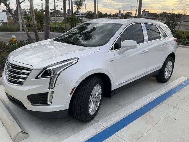 2017 Cadillac XT5 Base