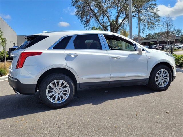 2017 Cadillac XT5 Base