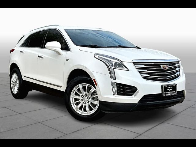 2017 Cadillac XT5 Base