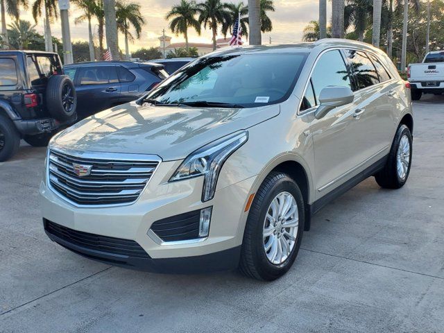 2017 Cadillac XT5 Base