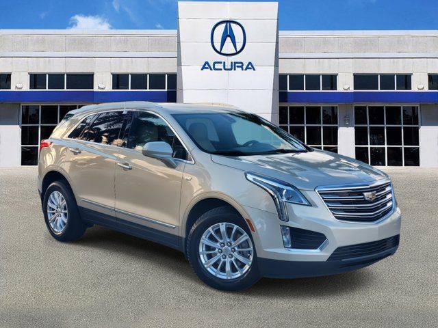 2017 Cadillac XT5 Base