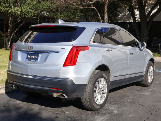 2017 Cadillac XT5 Base