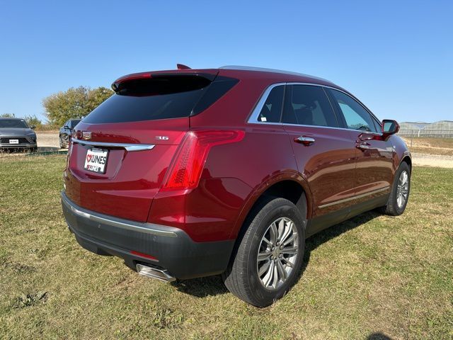 2017 Cadillac XT5 Luxury