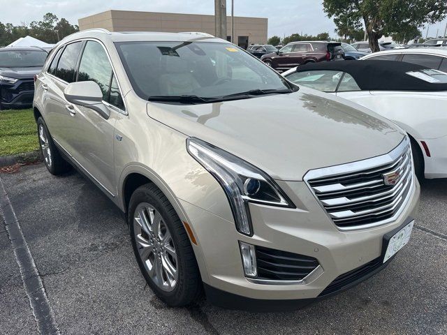 2017 Cadillac XT5 Luxury