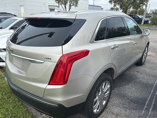 2017 Cadillac XT5 Luxury