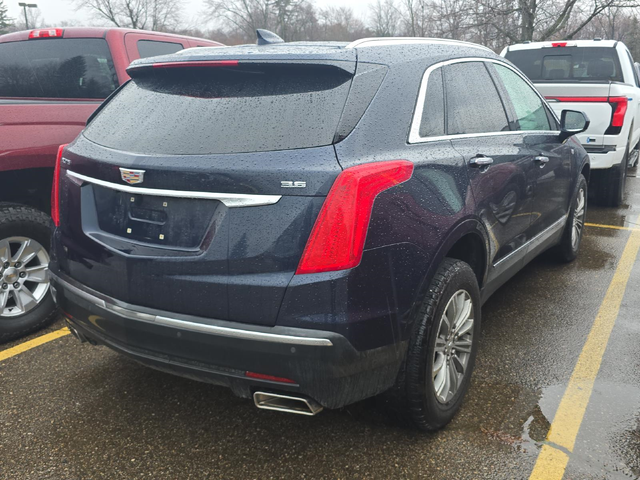 2017 Cadillac XT5 Luxury