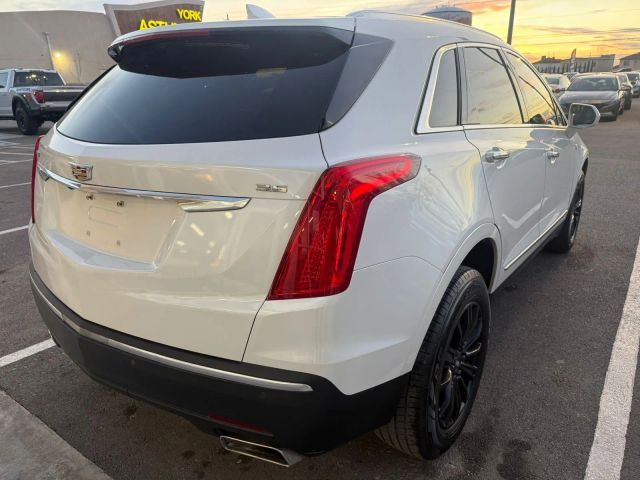 2017 Cadillac XT5 Base