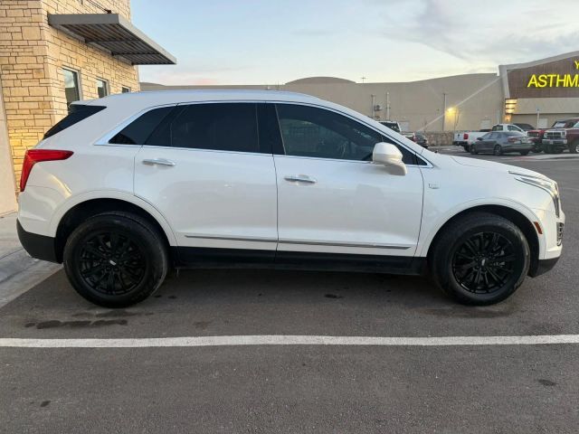 2017 Cadillac XT5 Base