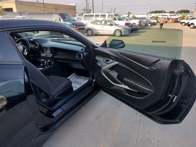 2017 Chevrolet Camaro 1LT