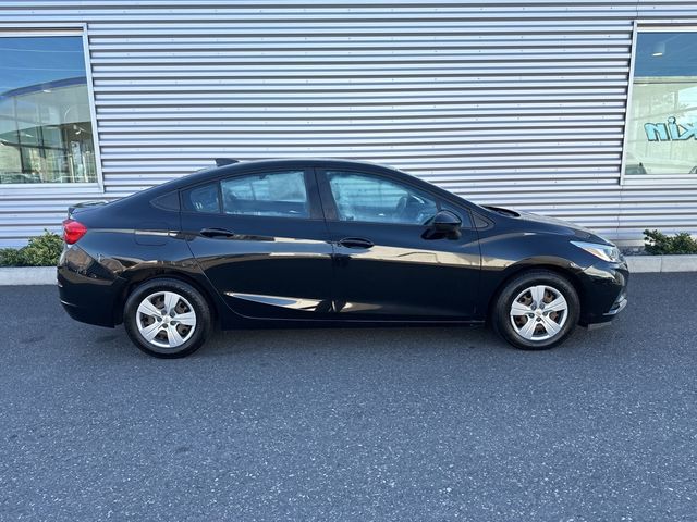 2017 Chevrolet Cruze LS