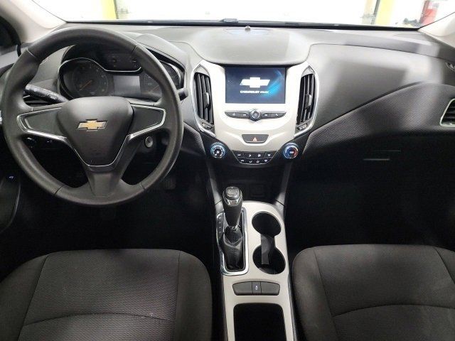 2017 Chevrolet Cruze LS