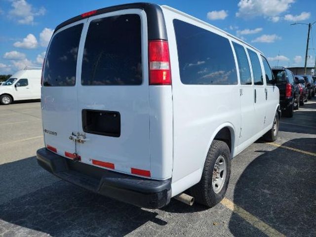 2017 Chevrolet Express LS