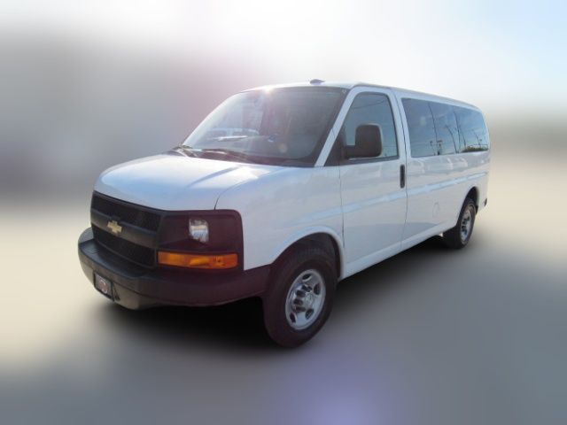 2017 Chevrolet Express LS