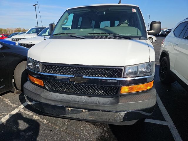 2017 Chevrolet Express LT