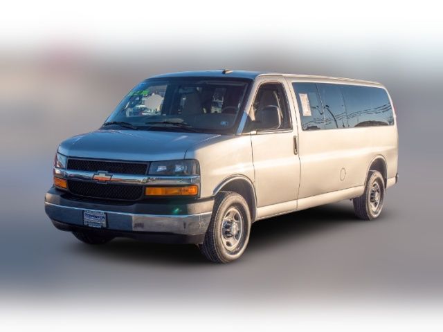 2017 Chevrolet Express LT