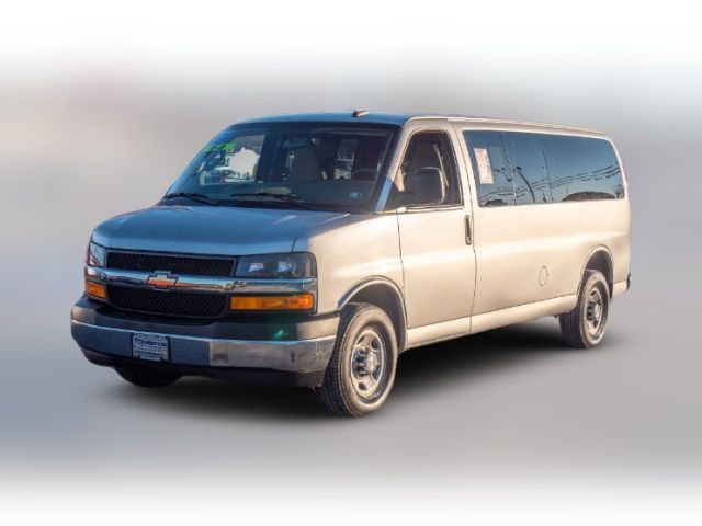 2017 Chevrolet Express LT