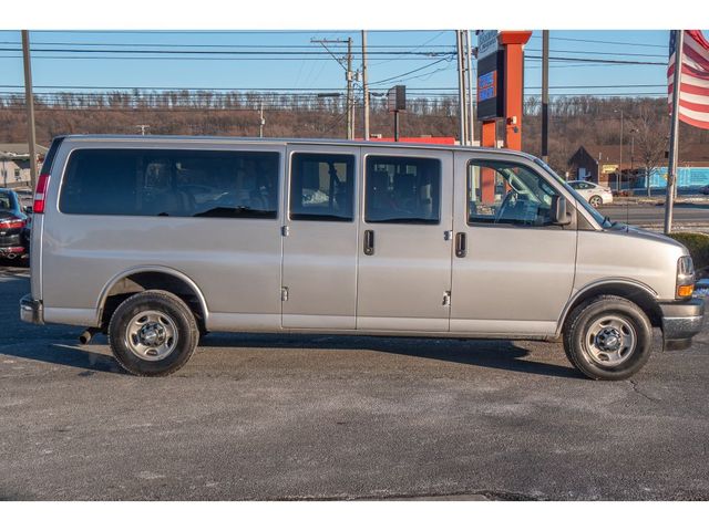 2017 Chevrolet Express LT