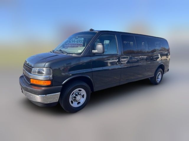 2017 Chevrolet Express LT