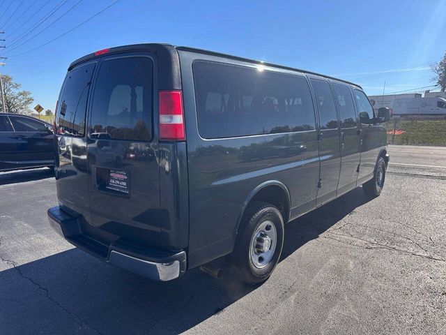2017 Chevrolet Express LT