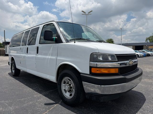2017 Chevrolet Express LT