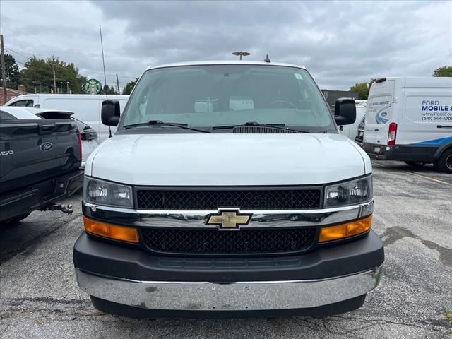 2017 Chevrolet Express LT