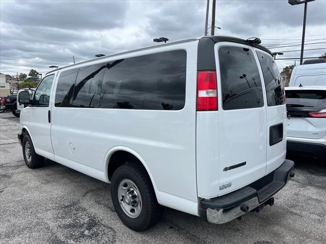 2017 Chevrolet Express LT