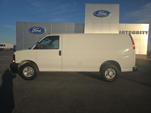 2017 Chevrolet Express Base