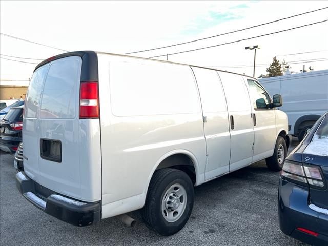 2017 Chevrolet Express Base