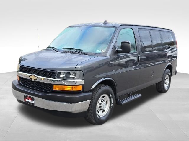 2017 Chevrolet Express LS