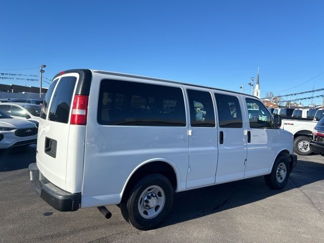 2017 Chevrolet Express LS