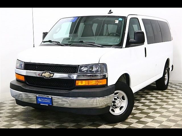 2017 Chevrolet Express LS