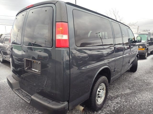 2017 Chevrolet Express LS