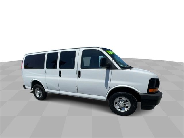 2017 Chevrolet Express LS