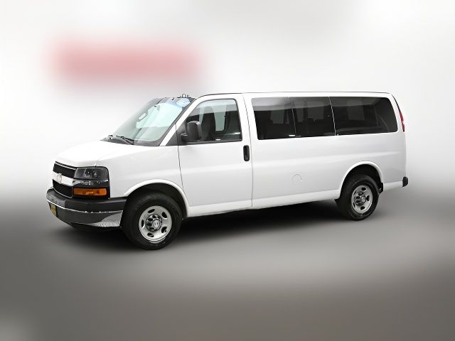 2017 Chevrolet Express LT