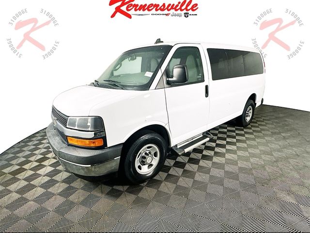 2017 Chevrolet Express LT