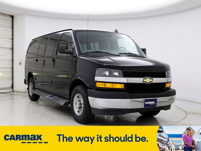 2017 Chevrolet Express LT