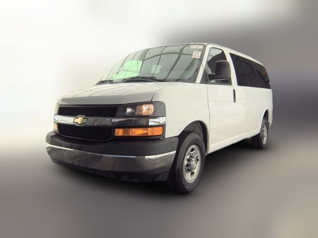 2017 Chevrolet Express LT