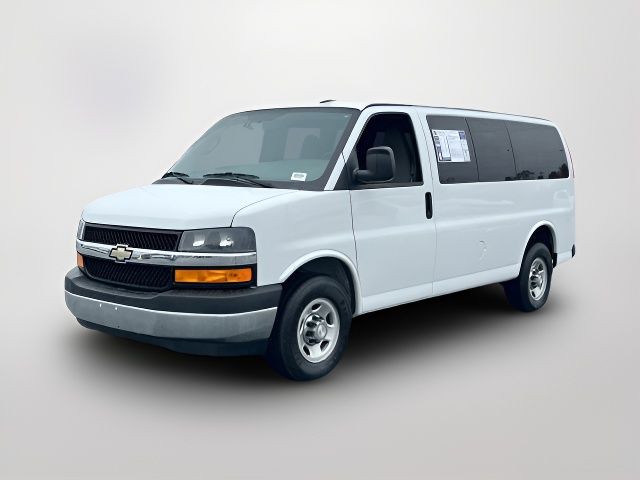 2017 Chevrolet Express LT