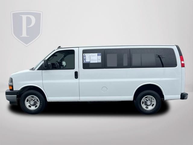 2017 Chevrolet Express LT